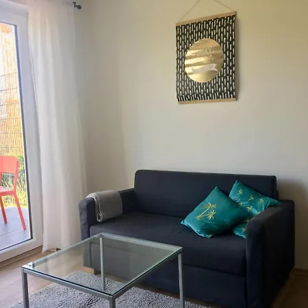 Mayen, Im Mohren, Nr3, Waldrand, Nahe Nurburgring & Burg Eltz, Gemeinschaftsbad * Mayen